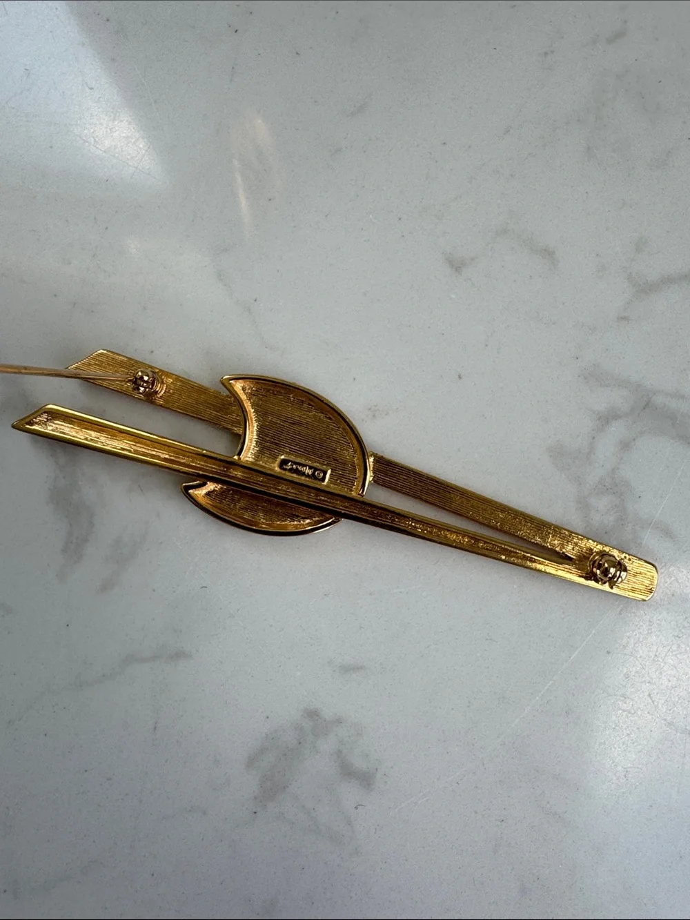 Monet Vintage Art Deco modernist Gold tone brown Enamel Rhinestone Brooch Pin